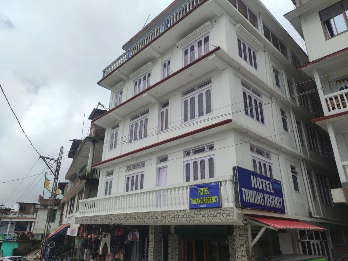 Hotel Tawang Regency Buitenkant foto