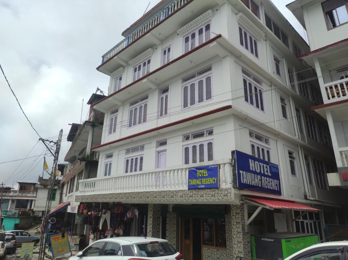 Hotel Tawang Regency Buitenkant foto